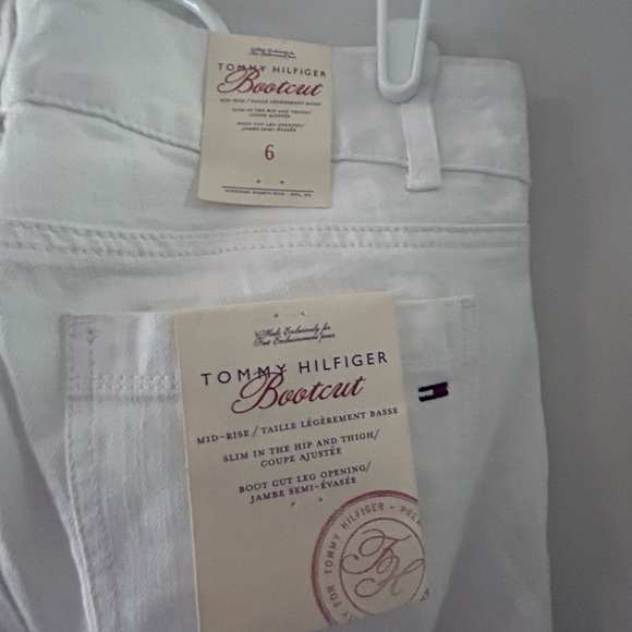 TOMMY HILFIGER • Off White Bootcut Jeans • 6 • - Picture 7 of 7